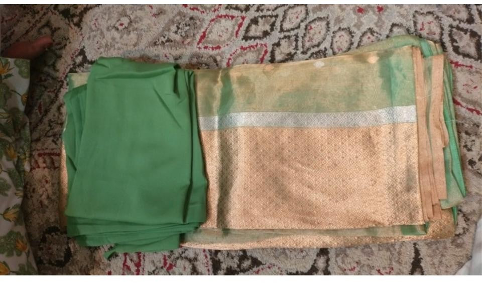 Banrasi Organza Tissue Saree with Petticoat